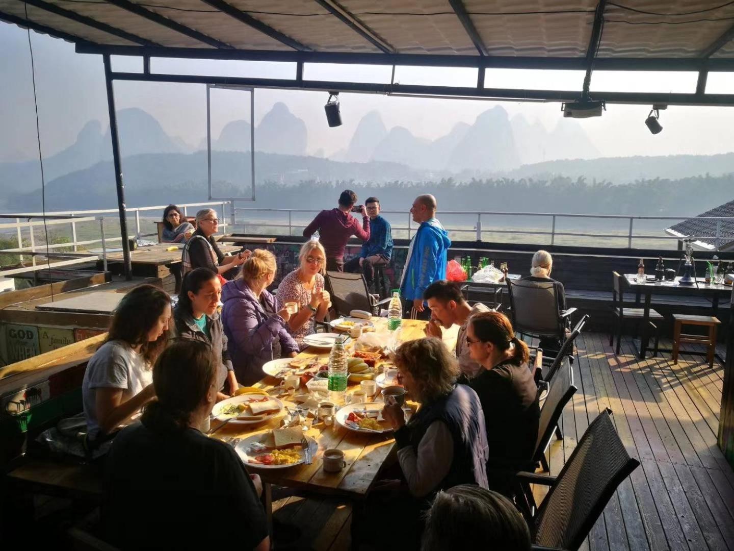 Showbiz Hostel Yangshuo Εξωτερικό φωτογραφία