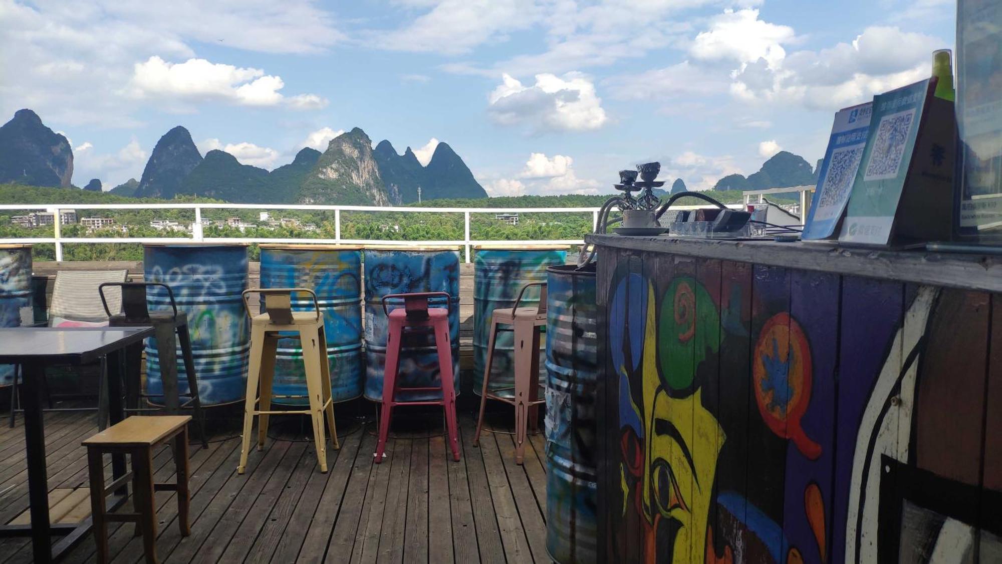 Showbiz Hostel Yangshuo Εξωτερικό φωτογραφία